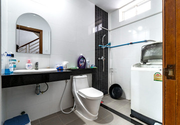 3 Bedroom House For Sale - Svay Dangkum, Siem Reap thumbnail
