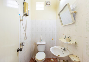 3 Bedroom House For Sale - Svay Dangkum, Siem Reap thumbnail