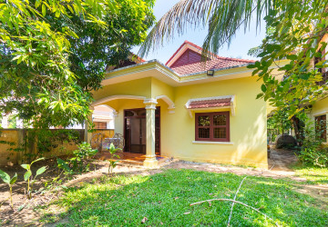 3 Bedroom House For Sale - Svay Dangkum, Siem Reap thumbnail