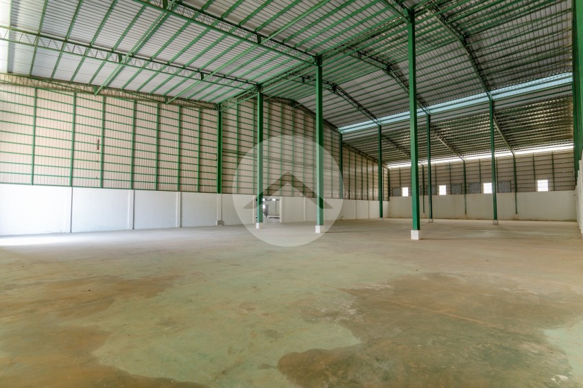 8485 Sqm Warehouse And Factory For Rent - Kompong Speu