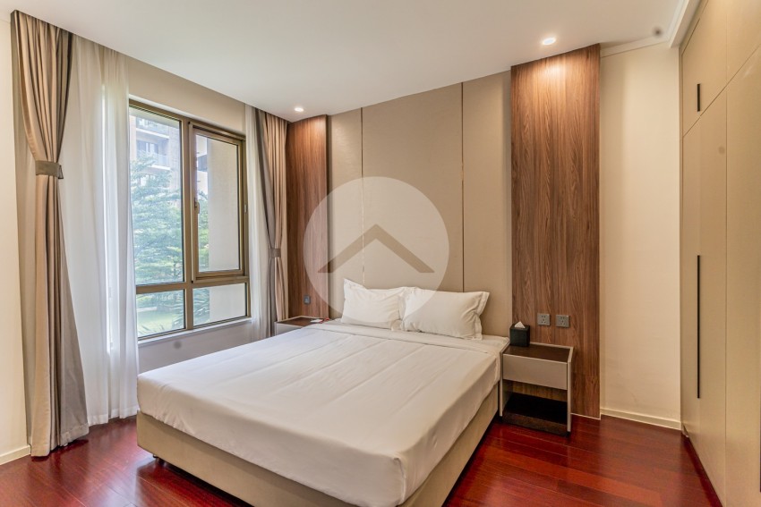 15th Floor 1 Bedroom Condo For Sale - One Park, Srah Chork, Phnom Penh