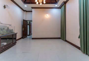 9 Bedroom Villa For Rent - Chakto Mukh, Phnom Penh thumbnail