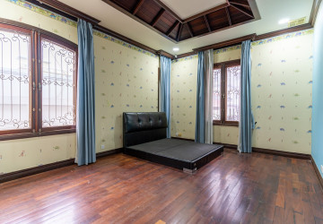 9 Bedroom Villa For Rent - Chakto Mukh, Phnom Penh thumbnail