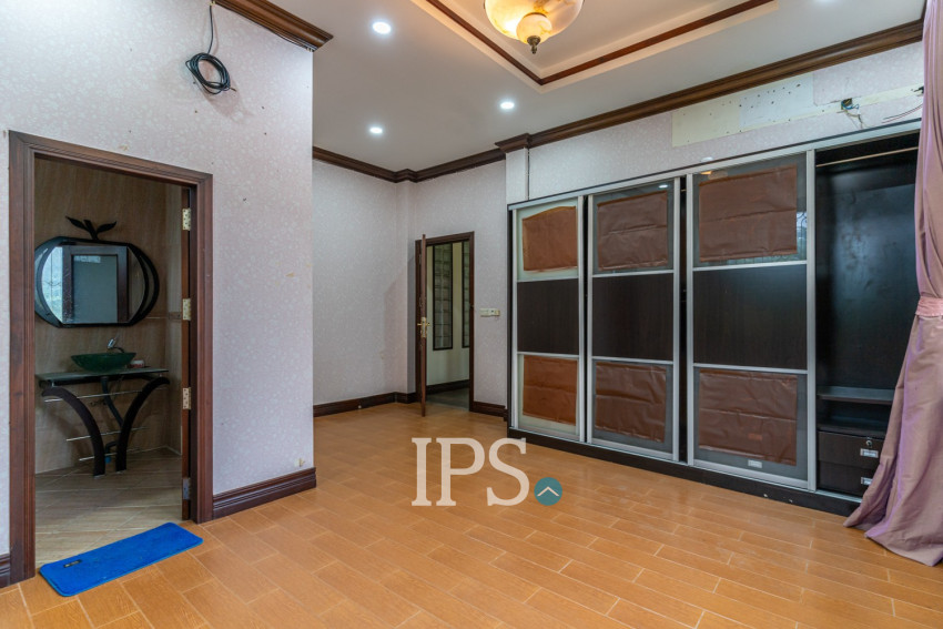 9 Bedroom Villa For Rent - Chakto Mukh, Phnom Penh