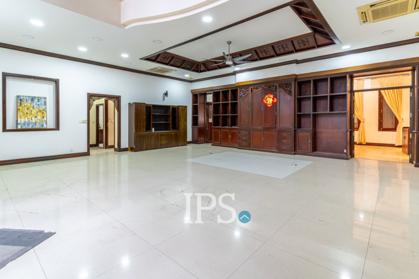 9 Bedroom Villa For Rent - Chakto Mukh, Phnom Penh