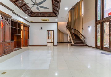 9 Bedroom Villa For Rent - Chakto Mukh, Phnom Penh thumbnail