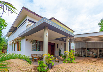 3 Bedroom House For Rent - Chreav, Siem Reap thumbnail