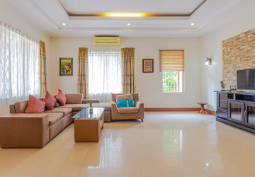 3 Bedroom House For Rent - Chreav, Siem Reap thumbnail