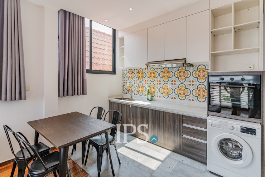 2 Bedroom Serviced Apartment For Rent - Phsar Thmei 1, Phnom Penh