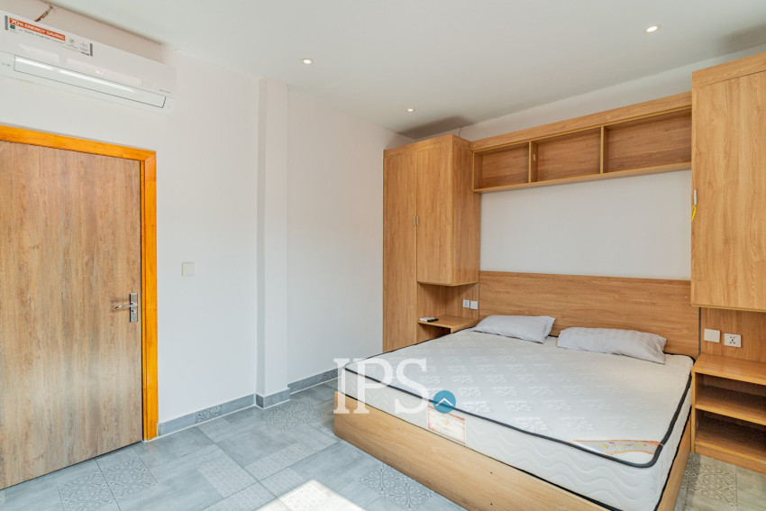 2 Bedroom Serviced Apartment For Rent - Phsar Thmei 1, Phnom Penh