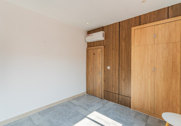 2 Bedroom Serviced Apartment For Rent - Phsar Thmei 1, Phnom Penh thumbnail