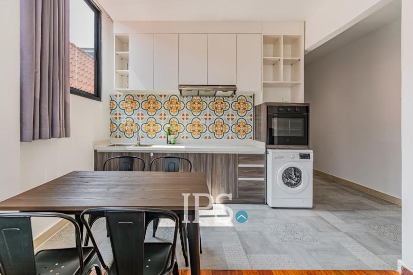 2 Bedroom Serviced Apartment For Rent - Phsar Thmei 1, Phnom Penh