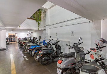 2 Bedroom Serviced Apartment For Rent - Phsar Thmei 1, Phnom Penh thumbnail