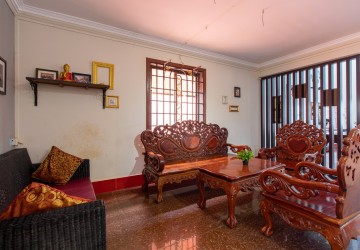 13 Bedroom Guesthouse For Rent - Night Market Area, Siem Reap thumbnail