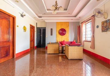 13 Bedroom Guesthouse For Rent - Night Market Area, Siem Reap thumbnail