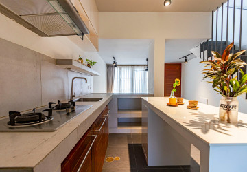 2 Bedroom Villa For Rent - Bakong, Prasat Bakong, Siem Reap thumbnail