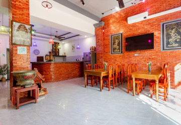 6 Bedroom Villa For Rent -Svay Dangkum, Siem Reap thumbnail