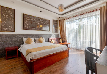 6 Bedroom Villa For Rent -Svay Dangkum, Siem Reap thumbnail