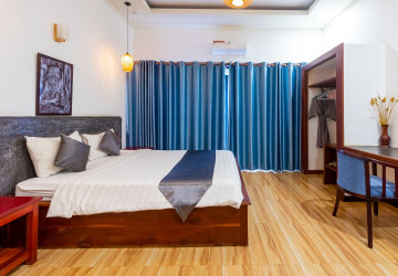 6 Bedroom Villa For Rent -Svay Dangkum, Siem Reap thumbnail