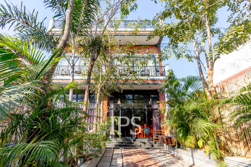 6 Bedroom Villa For Rent -Svay Dangkum, Siem Reap