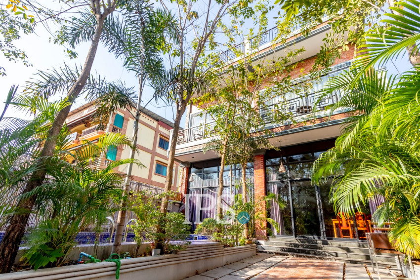 6 Bedroom Villa For Rent -Svay Dangkum, Siem Reap