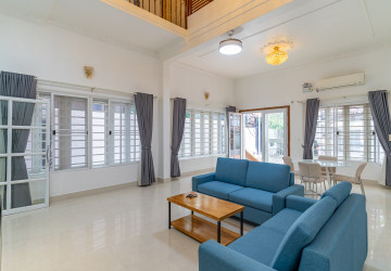 4 Bedroom Townhouse For Rent - Wat Phnom, Phnom Penh thumbnail