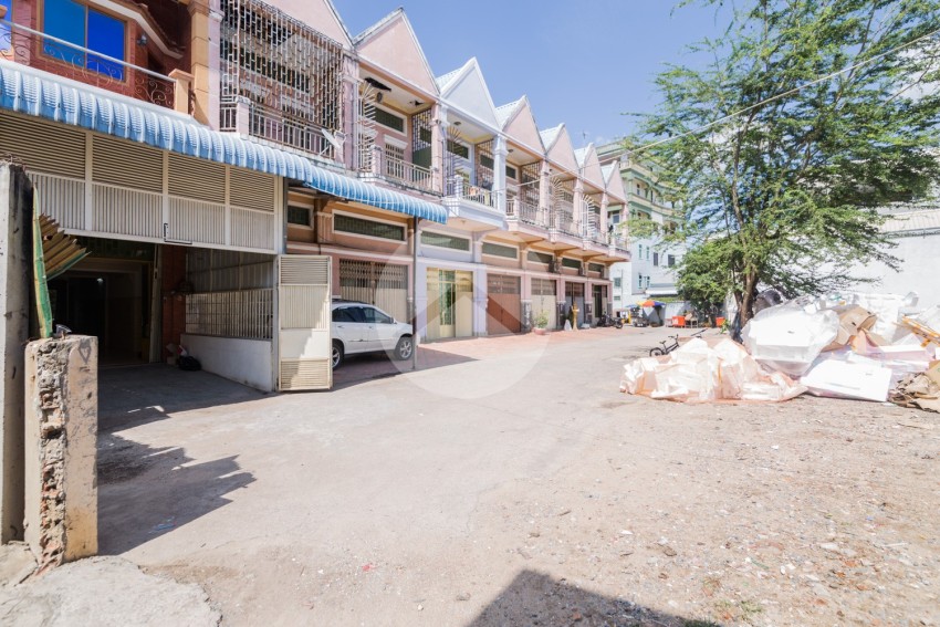 3 Bedroom Flat House For Sale - Stueng Meanchey, Phnom Penh