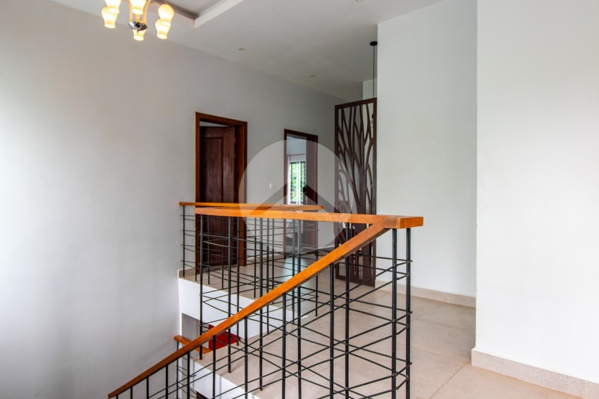 4 Bedroom Villa For Sale - Svay Dangkum, Siem Reap