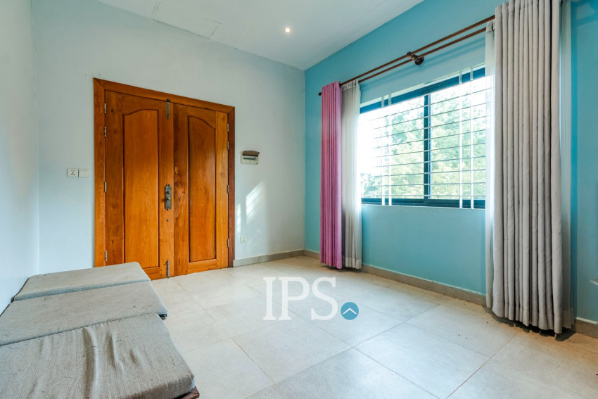 4 Bedroom Villa For Sale - Svay Dangkum, Siem Reap