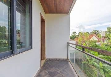 4 Bedroom Villa For Sale - Svay Dangkum, Siem Reap thumbnail