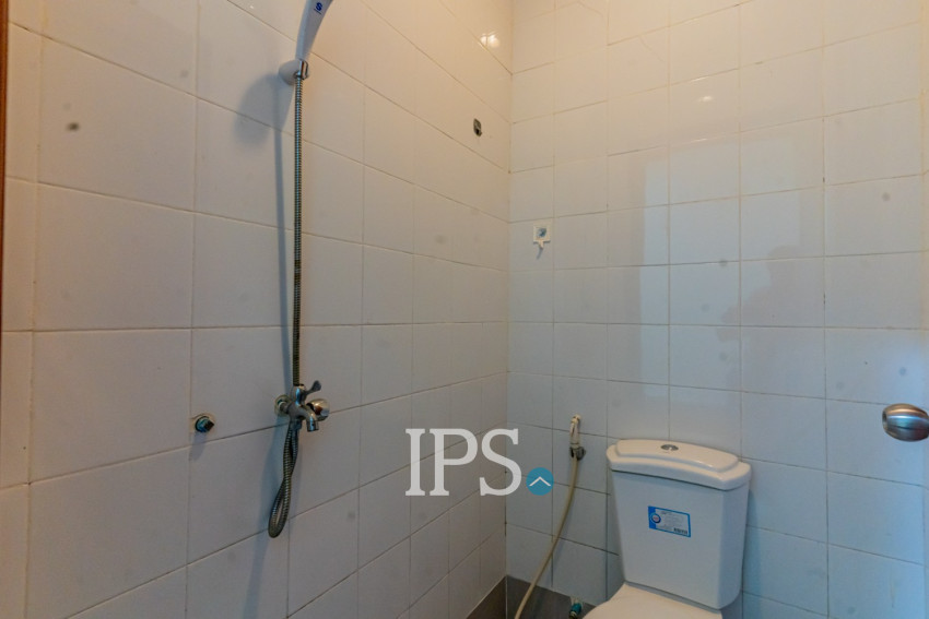 3 Bedroom Villa For Rent - Bassac Garden City, Tonle Bassac, Phnom Penh