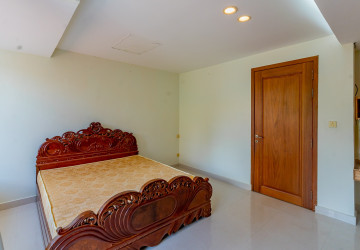 3 Bedroom Villa For Rent - Bassac Garden City, Tonle Bassac, Phnom Penh thumbnail