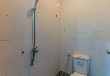 3 Bedroom Villa For Rent - Bassac Garden City, Tonle Bassac, Phnom Penh thumbnail