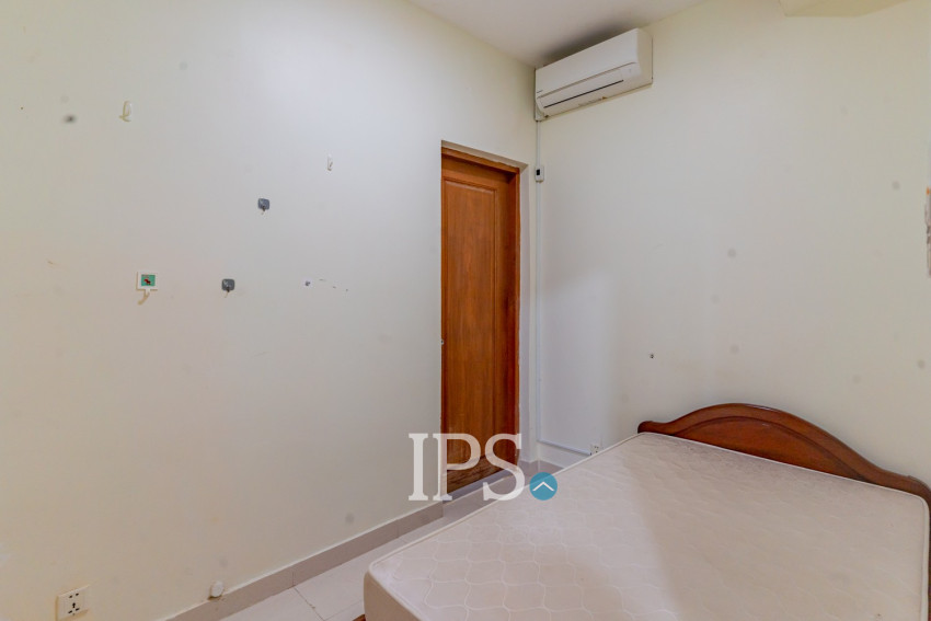 3 Bedroom Villa For Rent - Bassac Garden City, Tonle Bassac, Phnom Penh