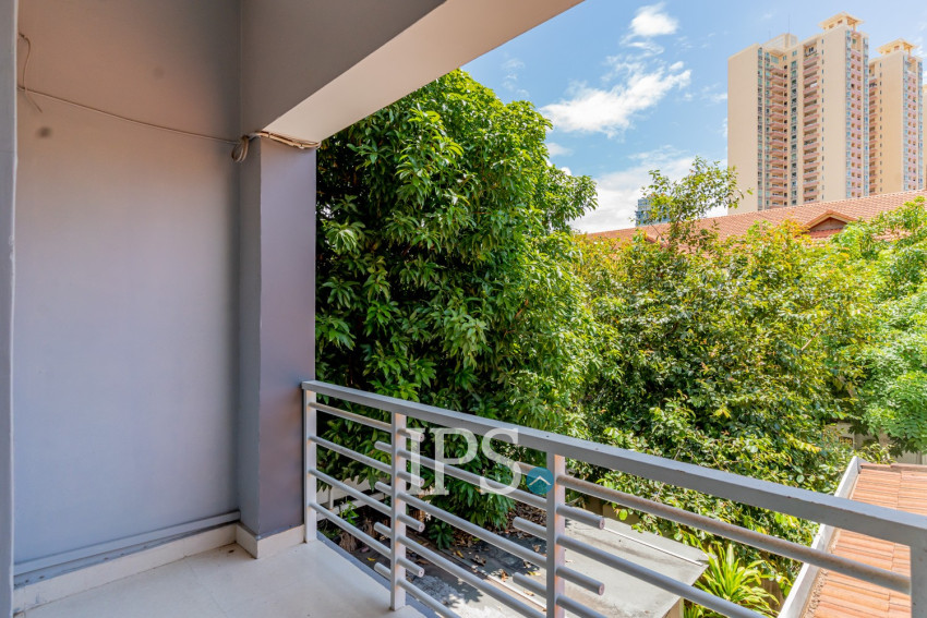 3 Bedroom Villa For Rent - Bassac Garden City, Tonle Bassac, Phnom Penh