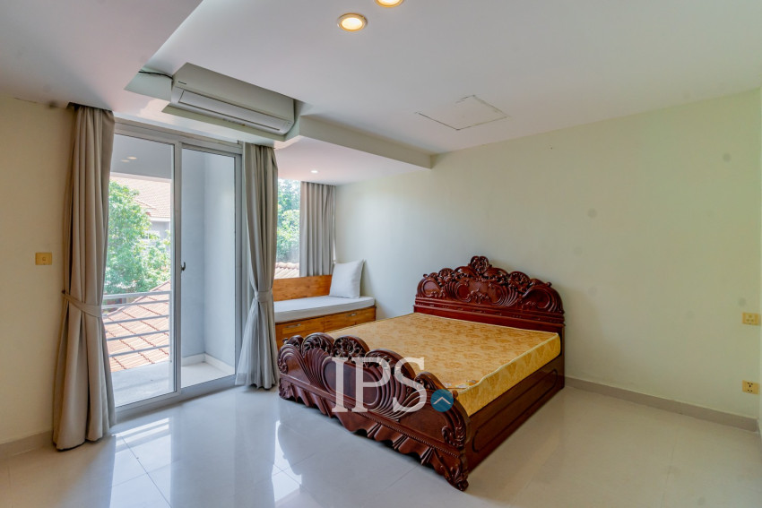 3 Bedroom Villa For Rent - Bassac Garden City, Tonle Bassac, Phnom Penh