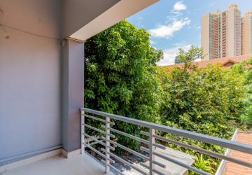 3 Bedroom Villa For Rent - Bassac Garden City, Tonle Bassac, Phnom Penh thumbnail