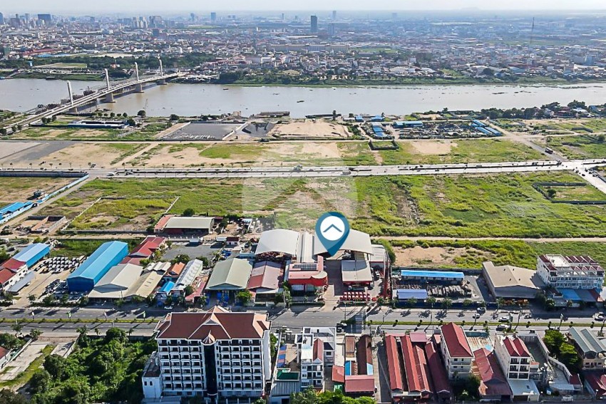 6,720 Sqm Commercial Land with Warehouse  For Rent - Chroy Changvar, Phnom Penh