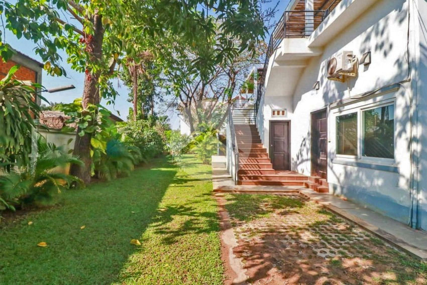 2 Bedroom Villa For Sale - Svay Dangkum, Siem Reap