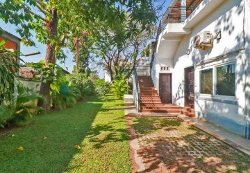 2 Bedroom Villa For Sale - Svay Dangkum, Siem Reap thumbnail