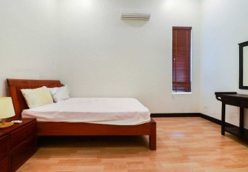 2 Bedroom Villa For Sale - Svay Dangkum, Siem Reap thumbnail