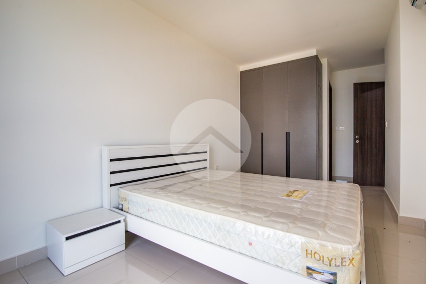 3 Bedroom Condo For Rent - The Peak, Phnom Penh