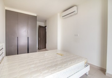 3 Bedroom Condo For Rent - The Peak, Phnom Penh thumbnail