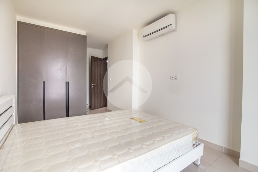 3 Bedroom Condo For Rent - The Peak, Phnom Penh