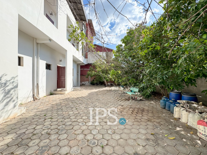 6 Unit Apartment Building For Sale - Sala Kamreuk, Siem Reap