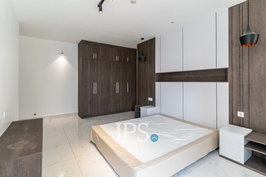 4 Bedroom Serviced Apartment For Rent - BKK1, Phnom Penh