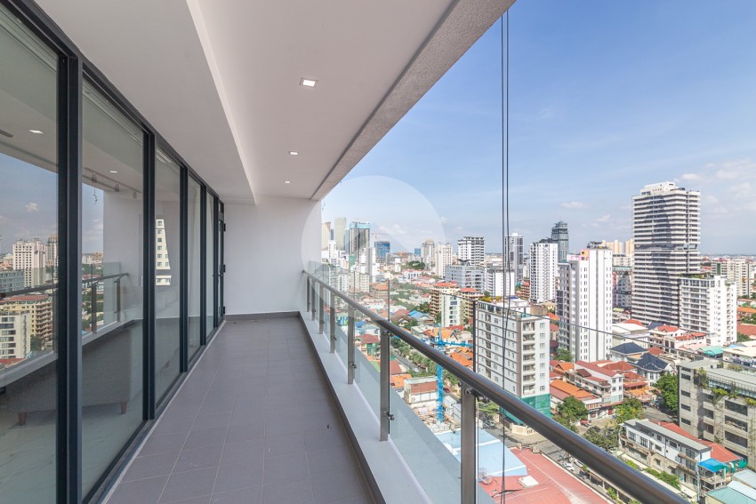 3 Bedroom Serviced Apartment For Rent - BKK1, Phnom Penh