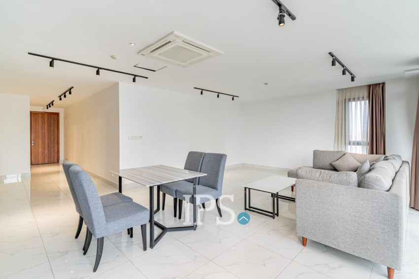 3 Bedroom Serviced Apartment For Rent - BKK1, Phnom Penh