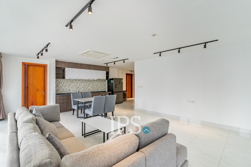 3 Bedroom Serviced Apartment For Rent - BKK1, Phnom Penh