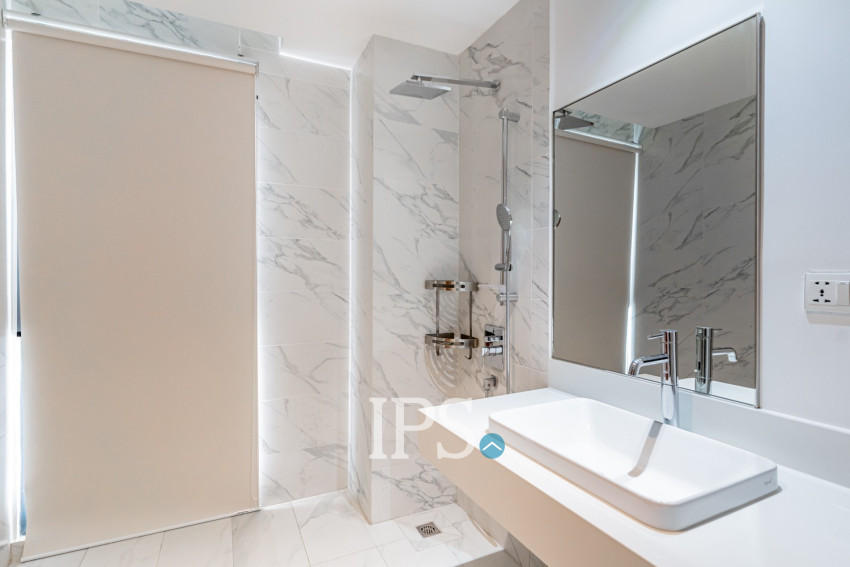 3 Bedroom Serviced Apartment For Rent - BKK1, Phnom Penh